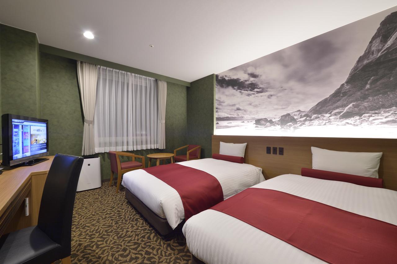 Hotel Wbf Sapporo Odori Exteriör bild
