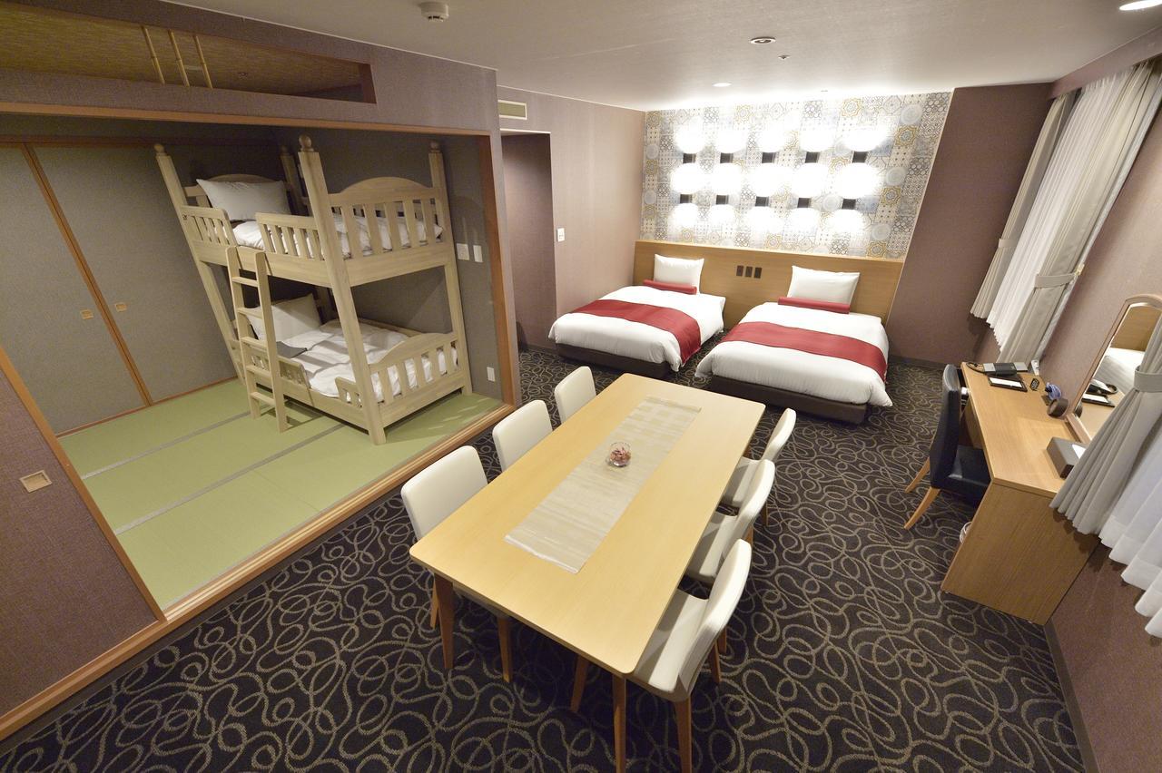 Hotel Wbf Sapporo Odori Exteriör bild