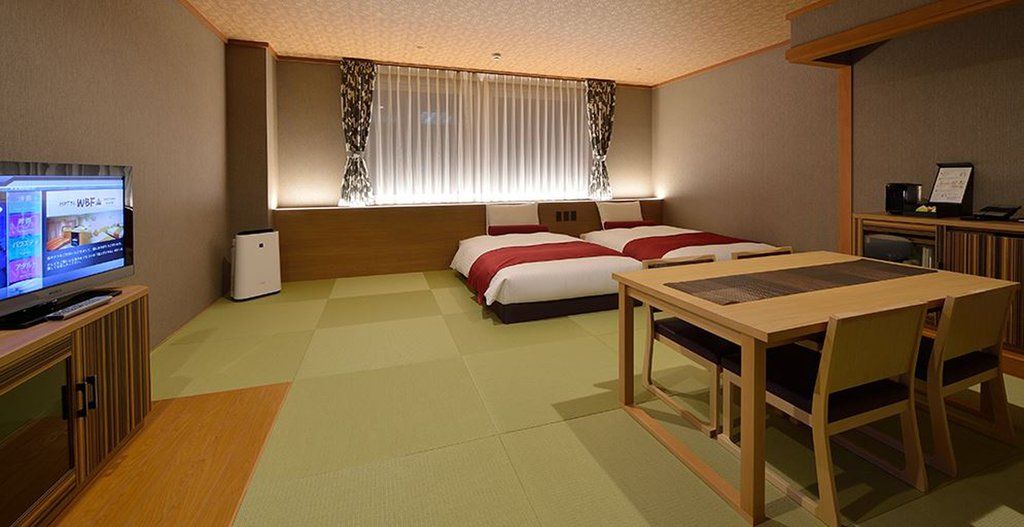 Hotel Wbf Sapporo Odori Exteriör bild